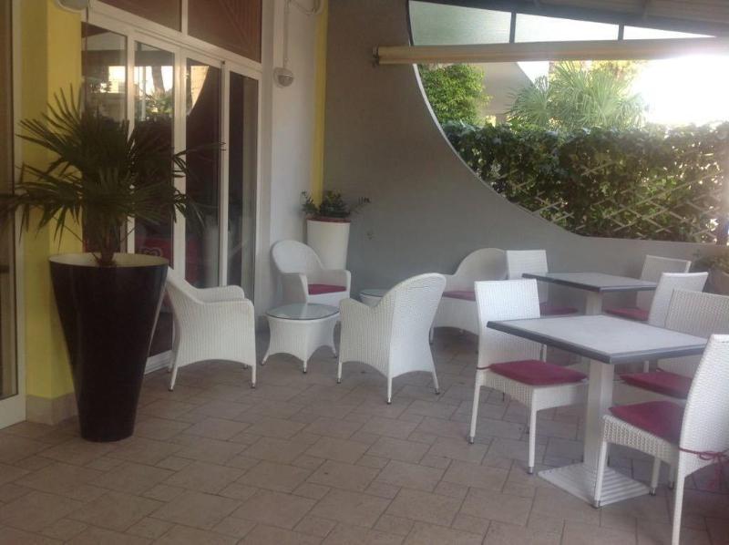 Pensione Imperia Lignano Sabbiadoro Exterior foto
